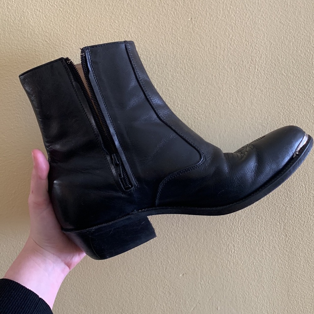 Vintage Leather Cowboy Boots with Metal Tip - Picture 4 of 5